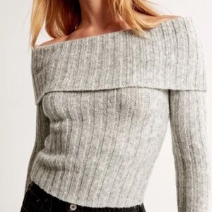 Abercrombie Off-Shoulder Gray Sweater
